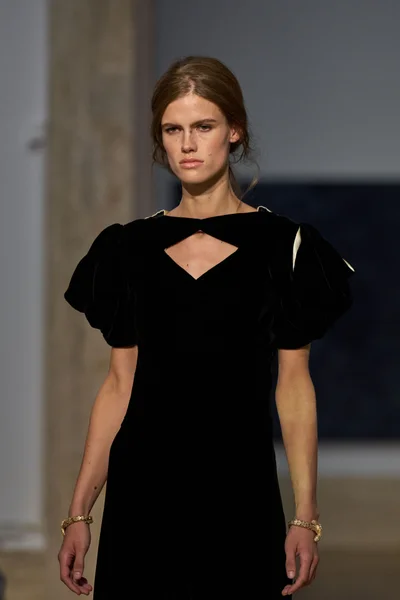 Look 129
